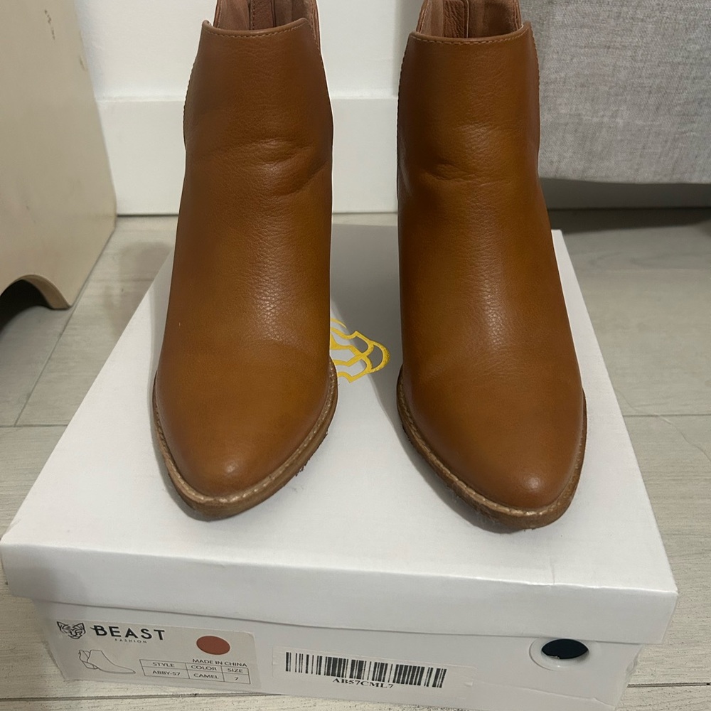 BEAST FASHION Brown Ankle Booties